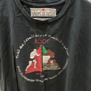 Roots of fight XXL fits like a XL